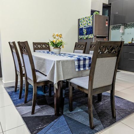 Az Homestay Putrajaya Exterior photo